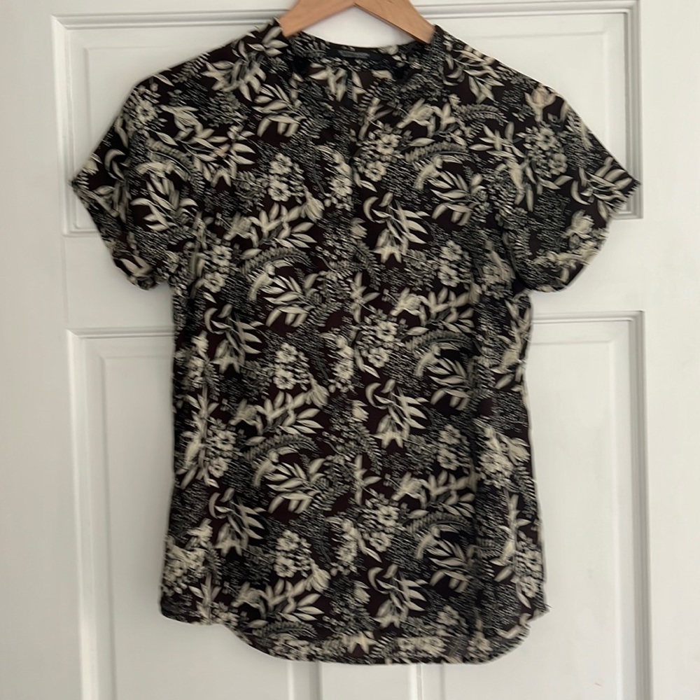 Brown tropical themed short sleeve blouse